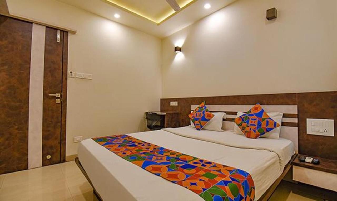 Fabhotel Royce Studio Apartments - Nr Pune International Airport Luaran gambar