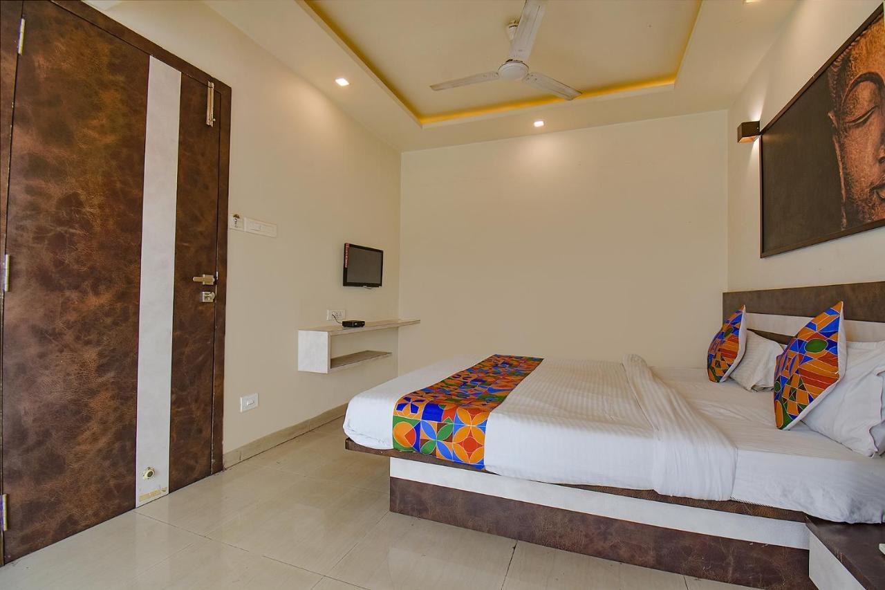 Fabhotel Royce Studio Apartments - Nr Pune International Airport Luaran gambar